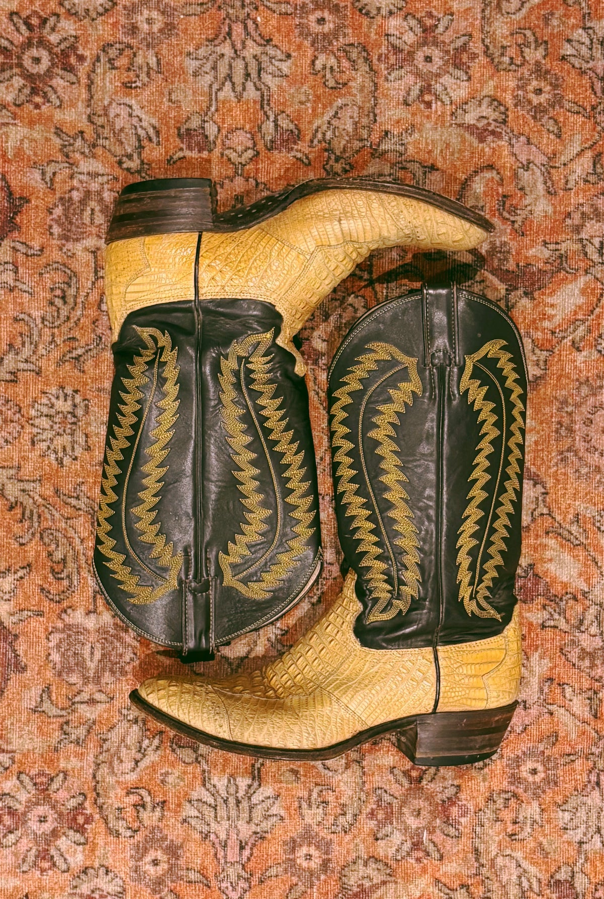 Vintage Custom-Made Alligator Cowboy Boots | Size 11D